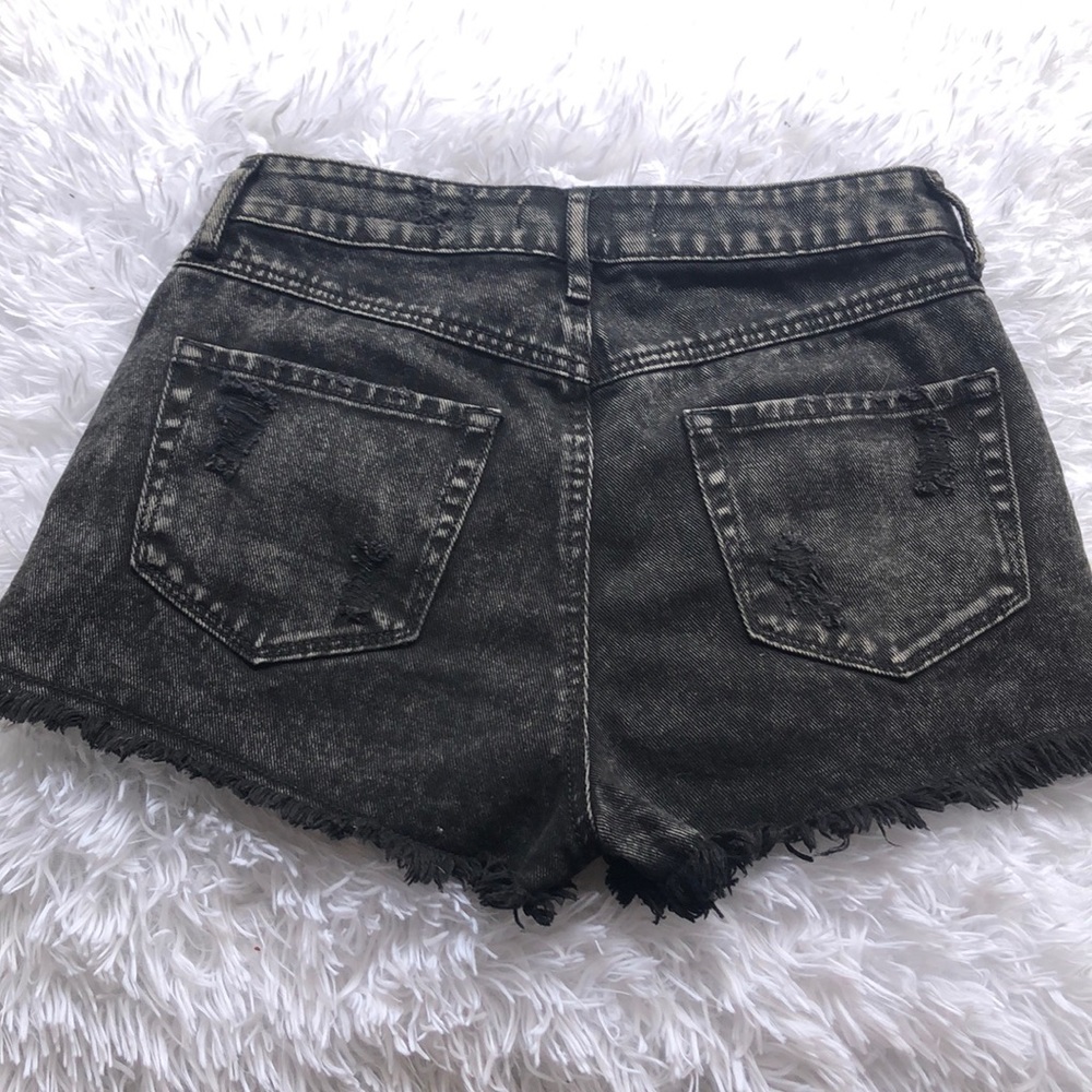 BULLHEAD DENIM HIGH RISE SHORTS - Picture 2 of 4